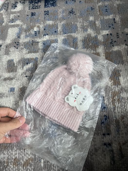 Novorojdeniy shapka 0-3 oy