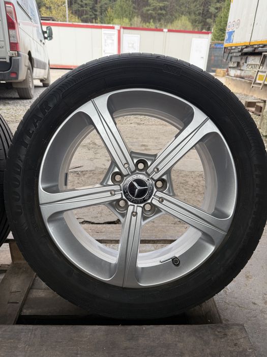 Jante Mercedes A klasse B klasse CLA GLA cu anvelope vara GoodYear  205/55 17