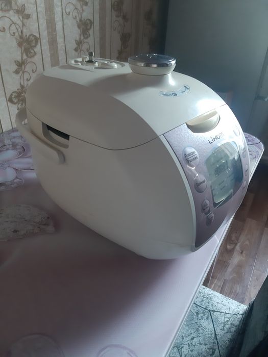 Рисоварка в отличном состоянии