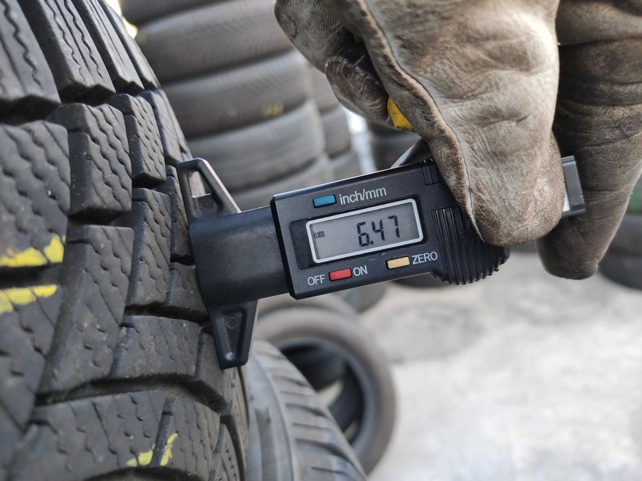 4бр Зимни гуми 205 55 16 - Bridgestone