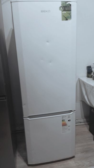 г.Тараз. Продам холодильник