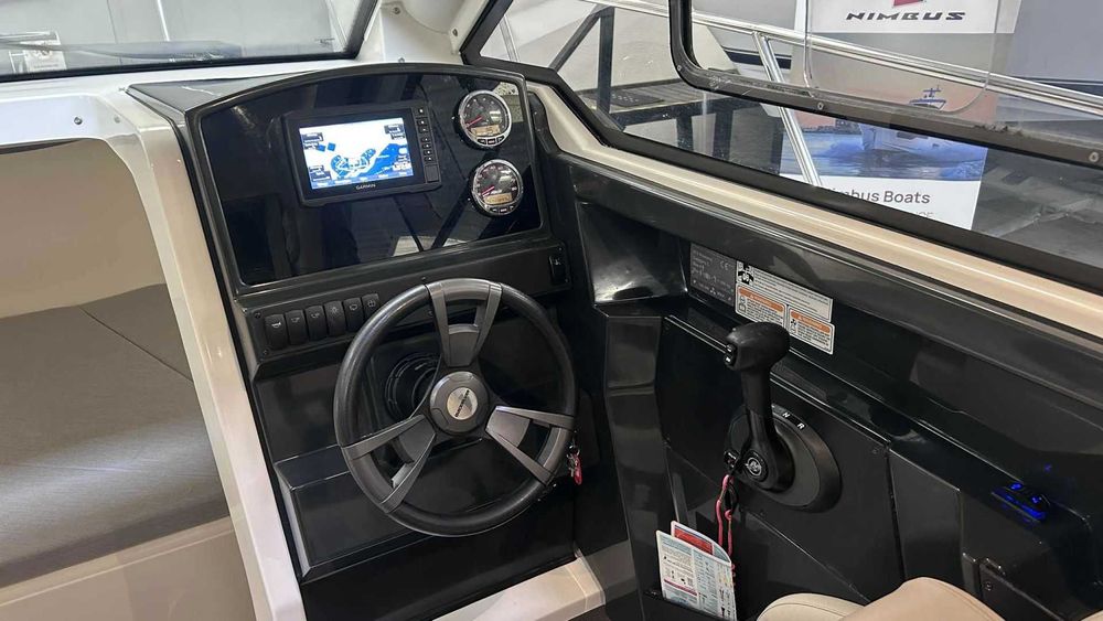 Quicksilver 675 Weekend, Mercury 150 hp si Peridoc - Ca Nou