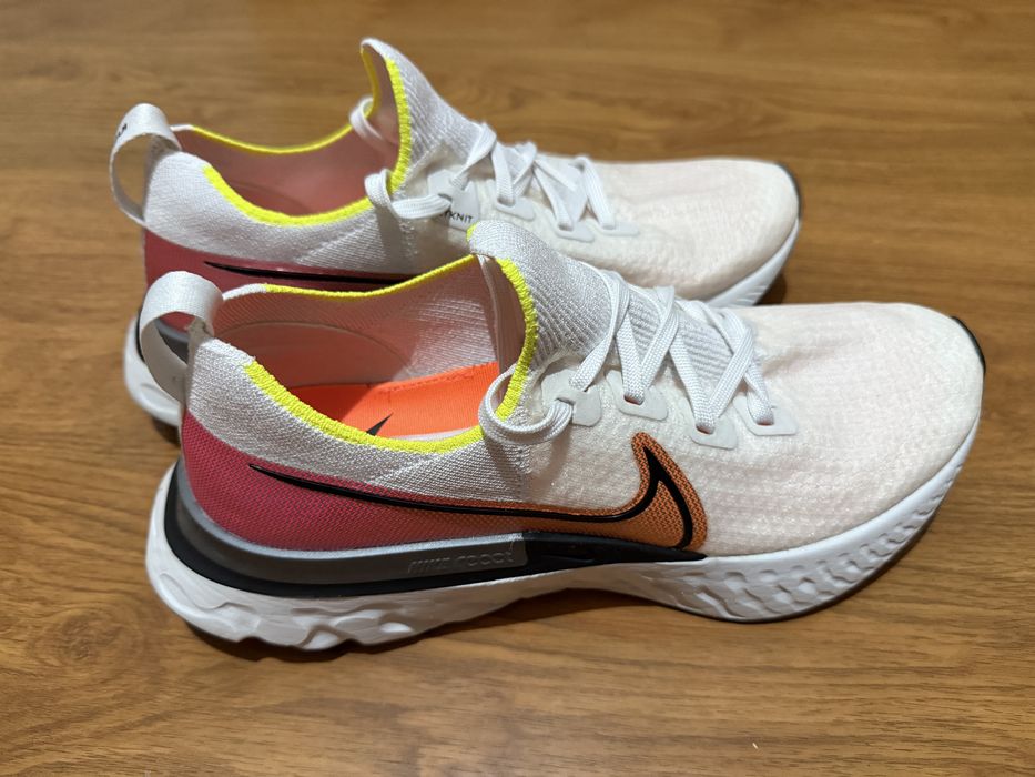 Nike React Infinity Run Platinum Tint Pink Blast 44,5 sau 28.5 cm