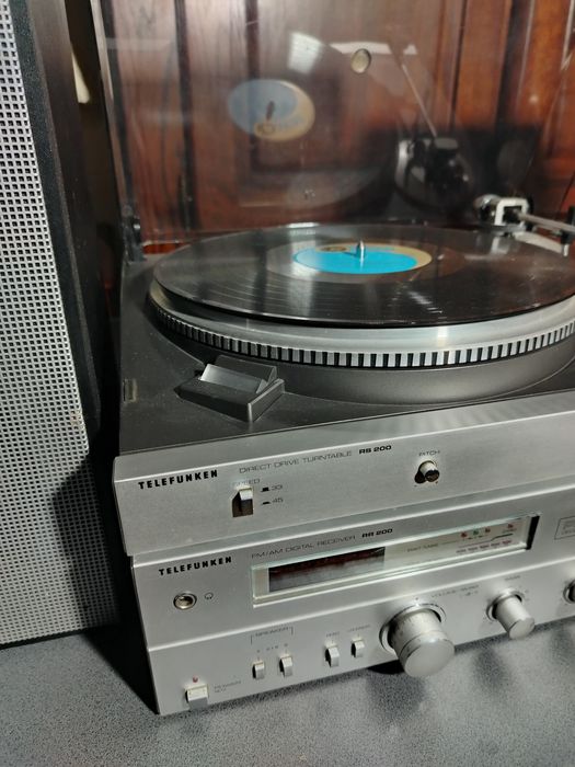 Amplificator amplituner si pickup