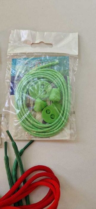 Новые яркие шнурки