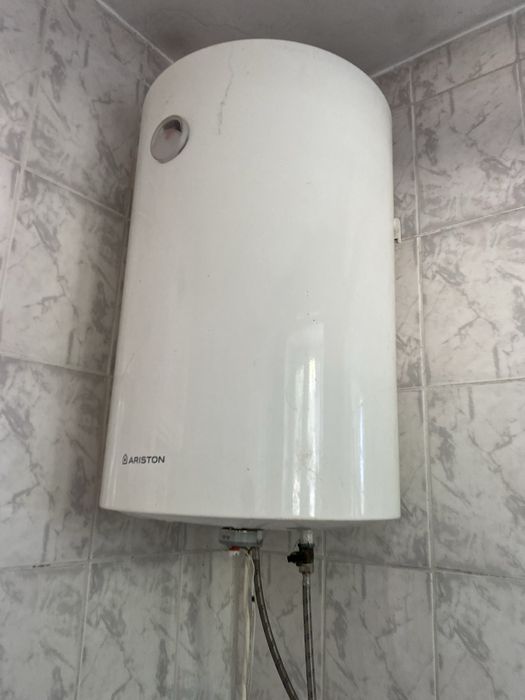 Аристон 80л б/у жағдайы жақсы