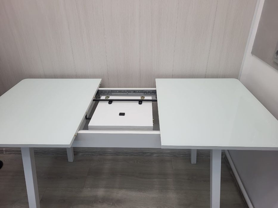 Стол обеденный (Россия)