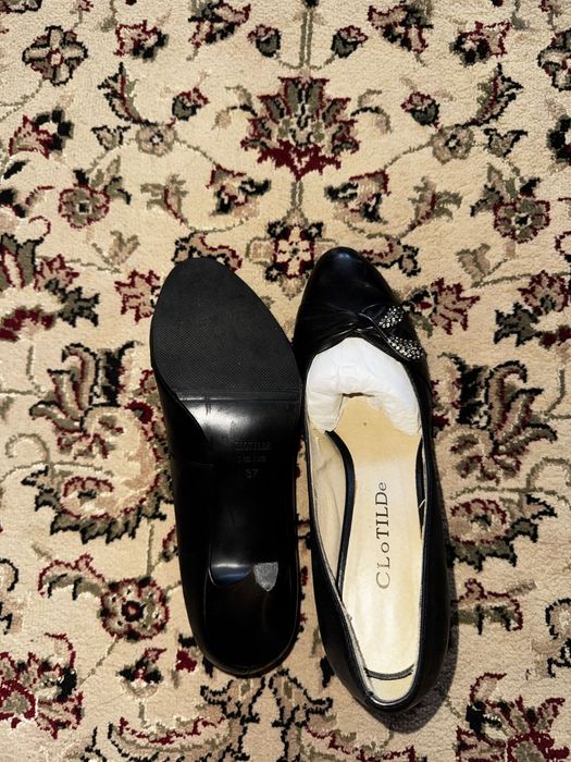 Обувь 37 размер в хорошем состоянии