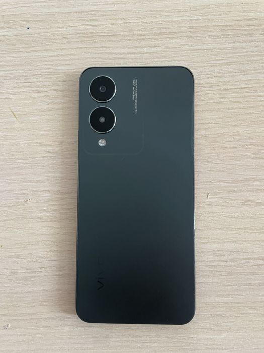 Продам Vivo Y17s. 4/128