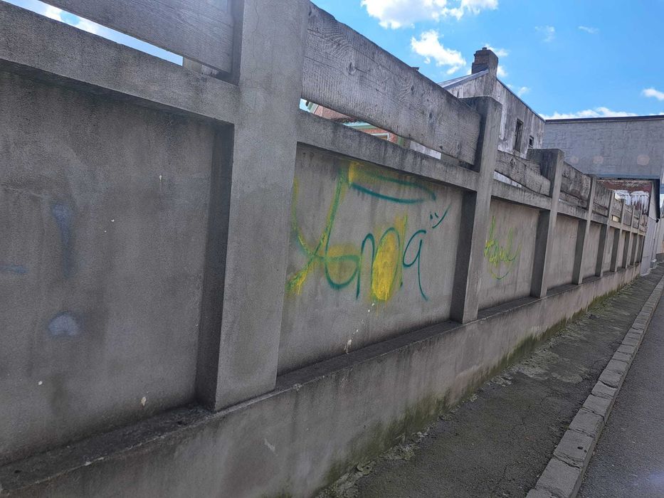 De Inchiriat Casa+TEREN