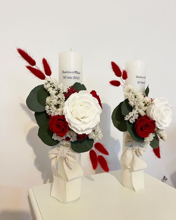 Lumânări de cununie din flori criogenate și plante uscate