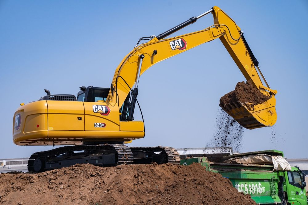 CAT 323GX Карьер учун 1,4 кубалик экскаватор. Рассрочкага !