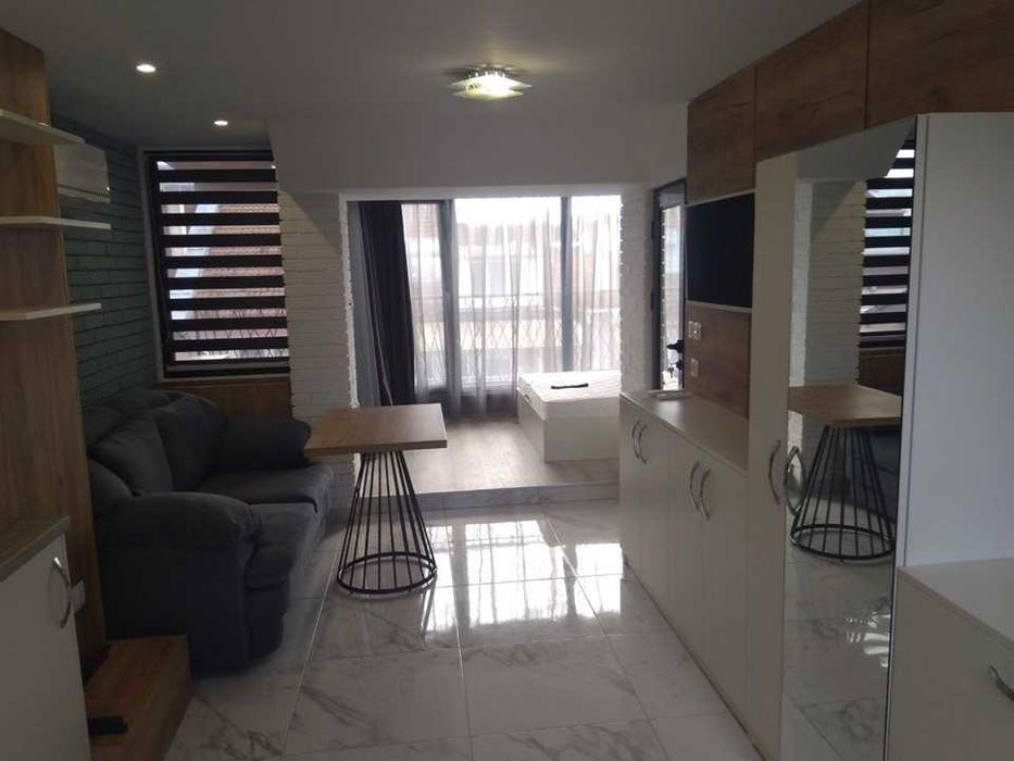 Дава се под наем Едностаен апартамент в Бургас, Лазур - 38 кв.м за 112.2 € - Снимка #3