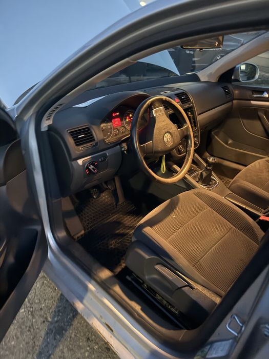 Cutie viteze golf 5 , passat b6 , skoda octavia , seat leon 1,9 bls