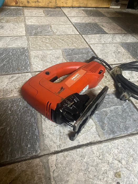 Ferăstrău pendular  HILTI  WSJ  750-ET ca și nou