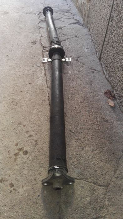 Кардан с чисто нов колесен лагер Bmw e39