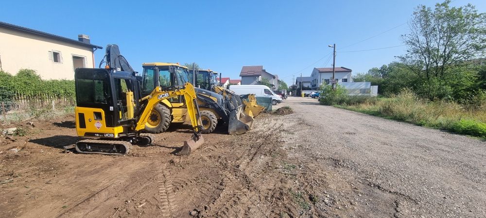 Închiriere buldoexcavator Mihailesti