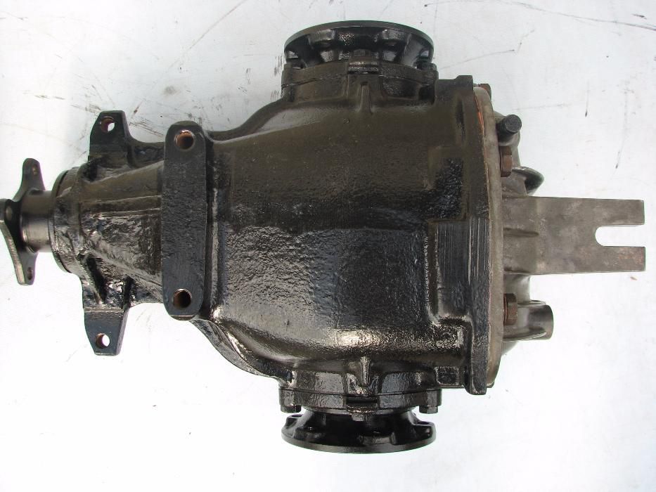 BMW Шпер Студио - Ремонт на диференциали