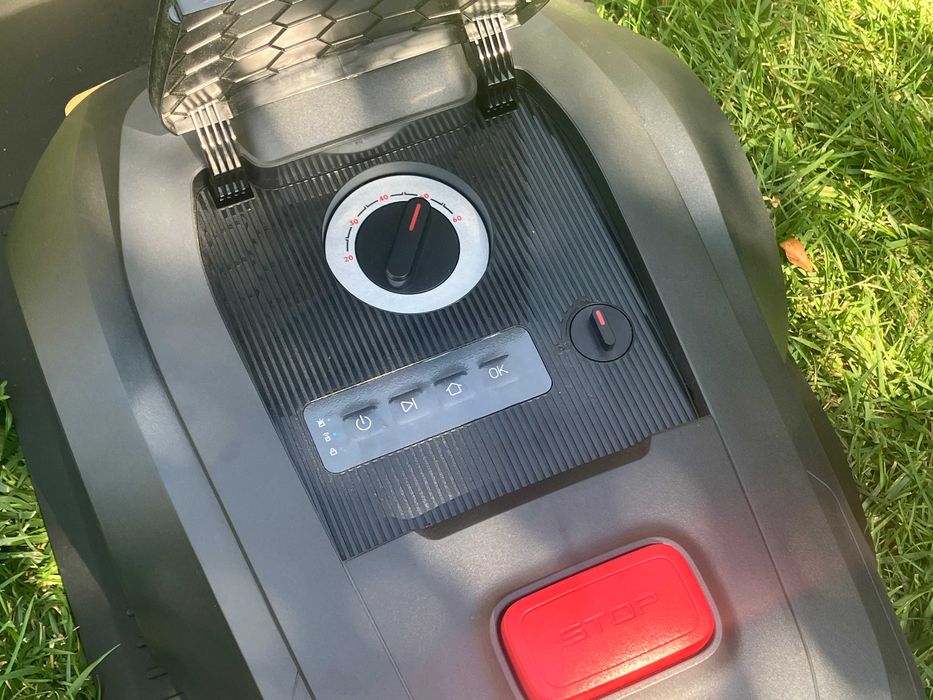 Косачка робот Mova Viax 250