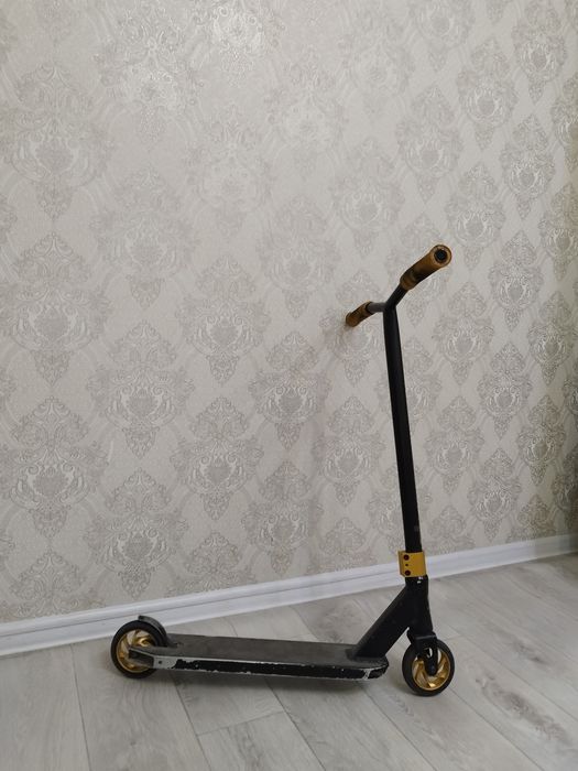 Трюковой самокат б/у