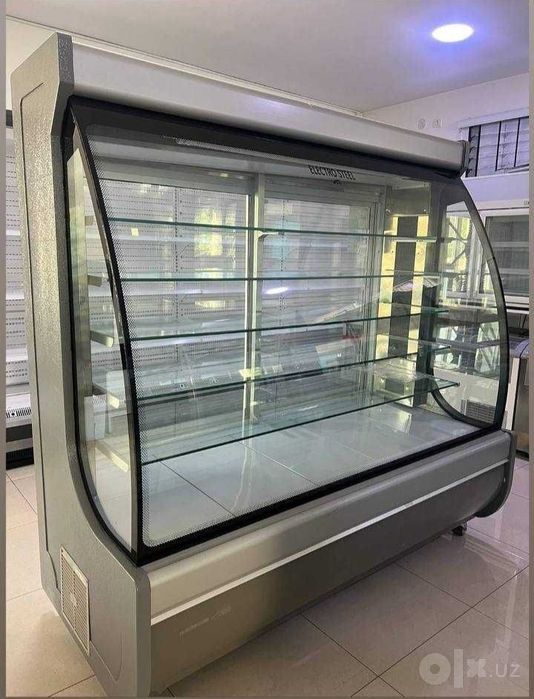 Кондитерский витрина