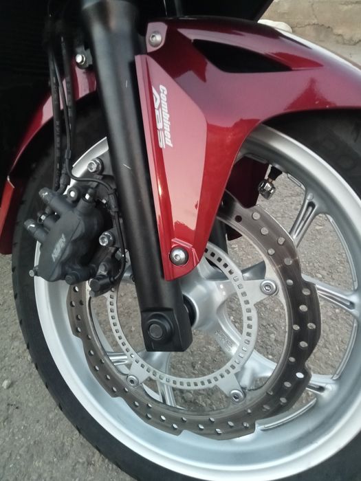 Honda integra nc700d an 2013