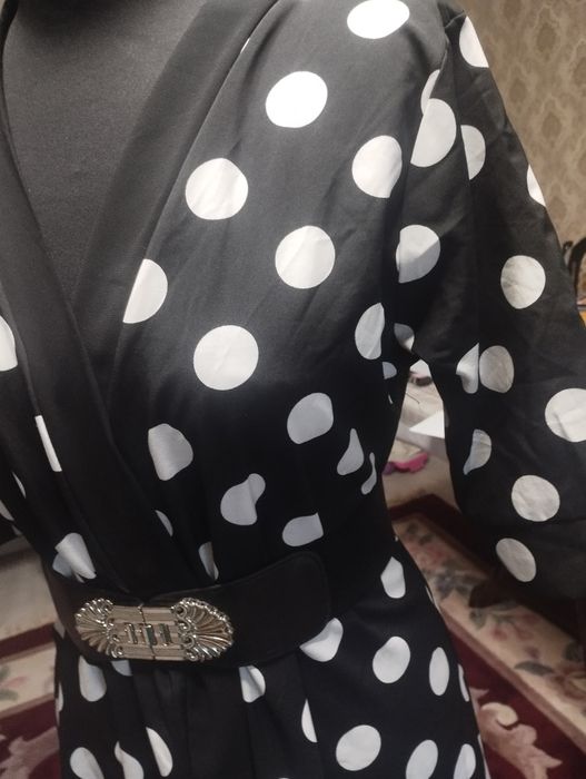 Платье женское в горошек