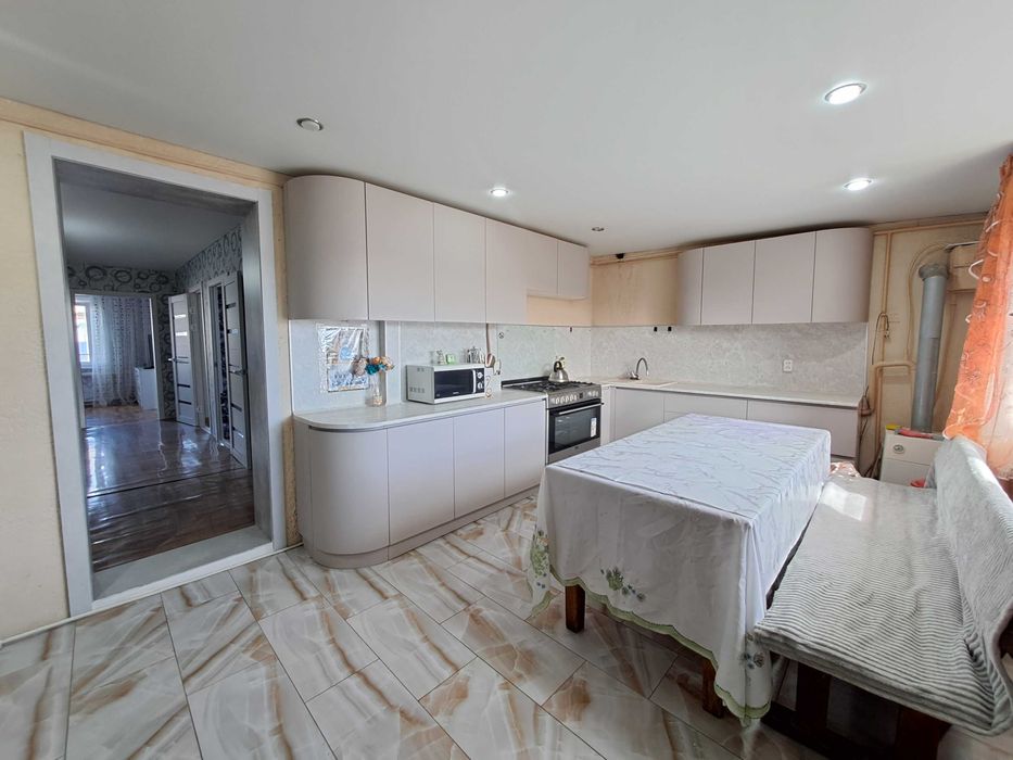 Продам  дом в с. Садовое