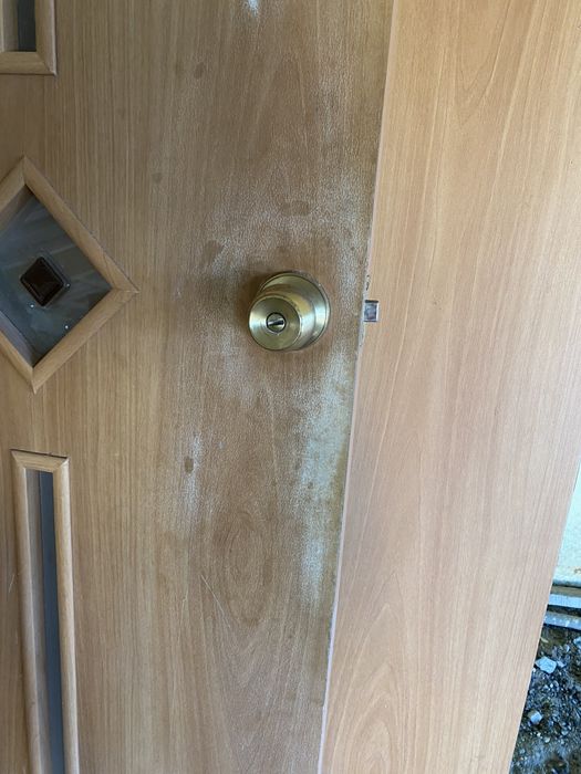 Продам межкомнатные двери