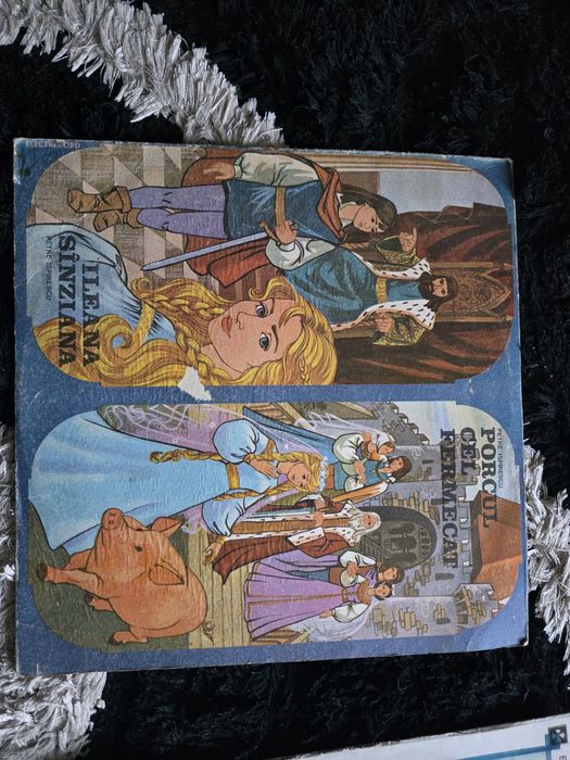 Vand 3 viniluri cu povesti: Povestea lui Maghiran, Procust cel Fermecat si Ilena Sânziana, Sarea in bucate si Pasarea Maiastra.