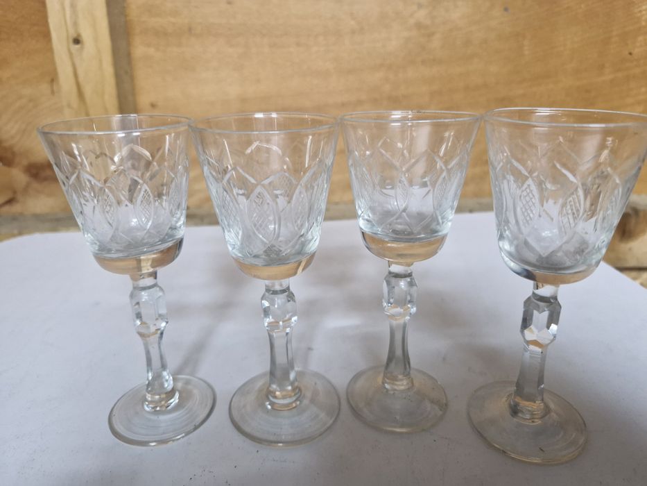 Pahare  din cristal vechi