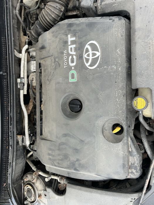 Тойота авенсис 2,2 д-кат 177кс на части/Toyota Avensis 2,2d-cat  177кс