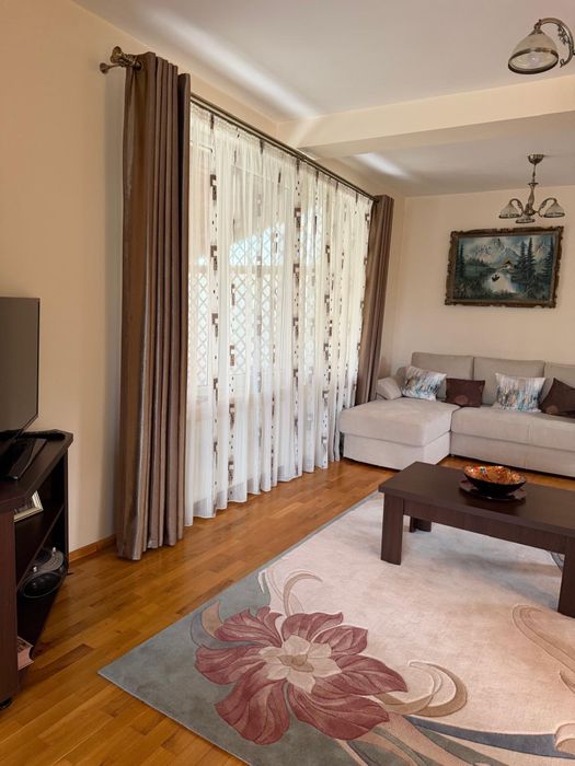 Vând casa in Alba Iulia