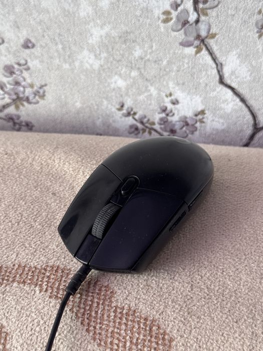 Мышка Logitech g102