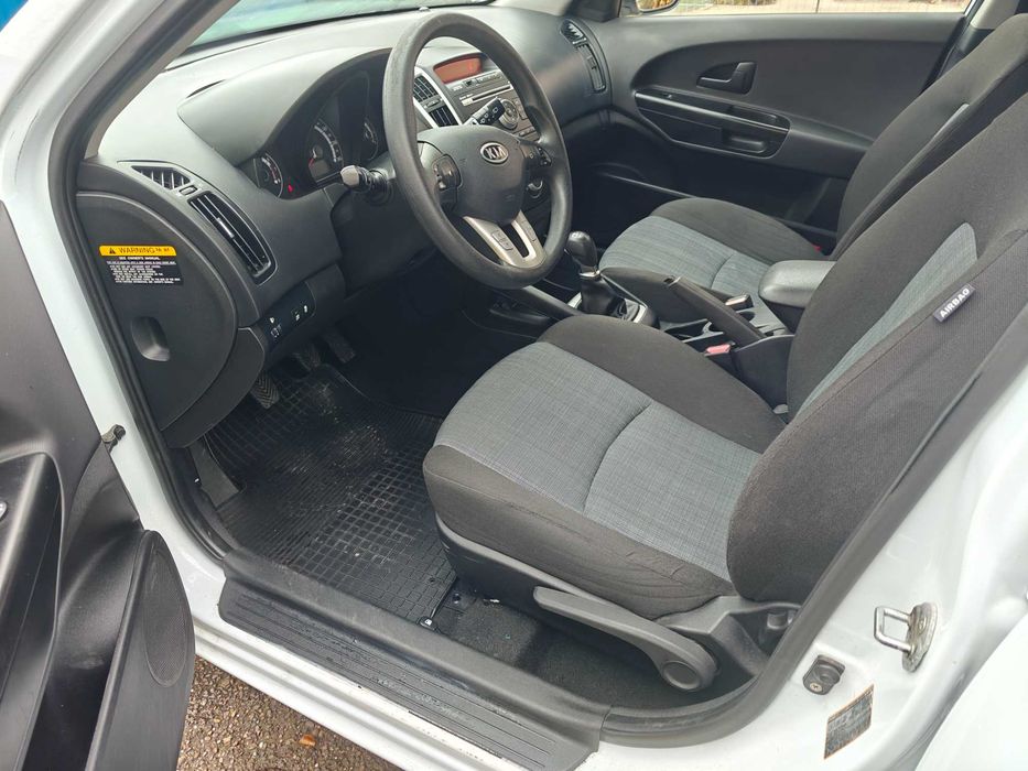 Kia Ceed 1.4 Benzină 2012