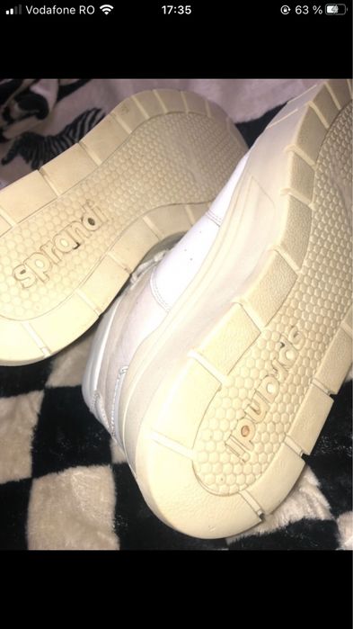 Sneakers înalți Sprandi cu blăniță, mărimea 36