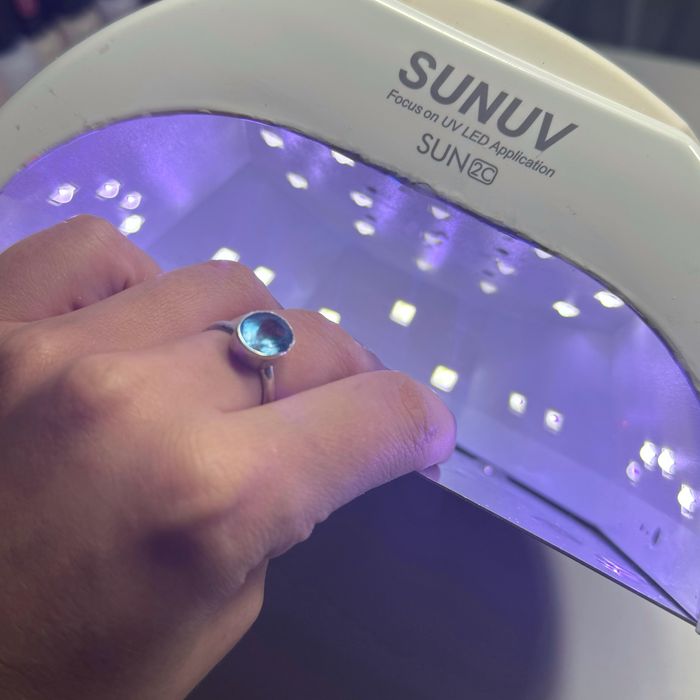 Продам дампу для сушки гель лака Sun 2c