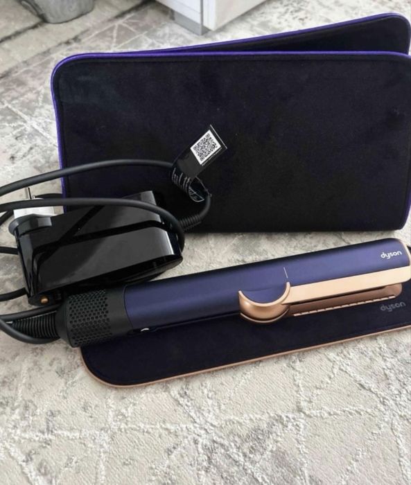 Продается Dyson Airstrait HT01