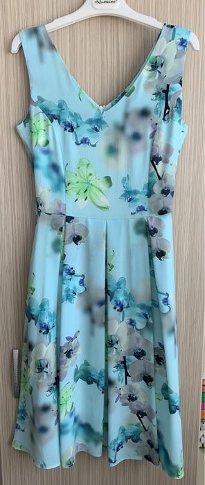 Rochie vaporoasa model floral