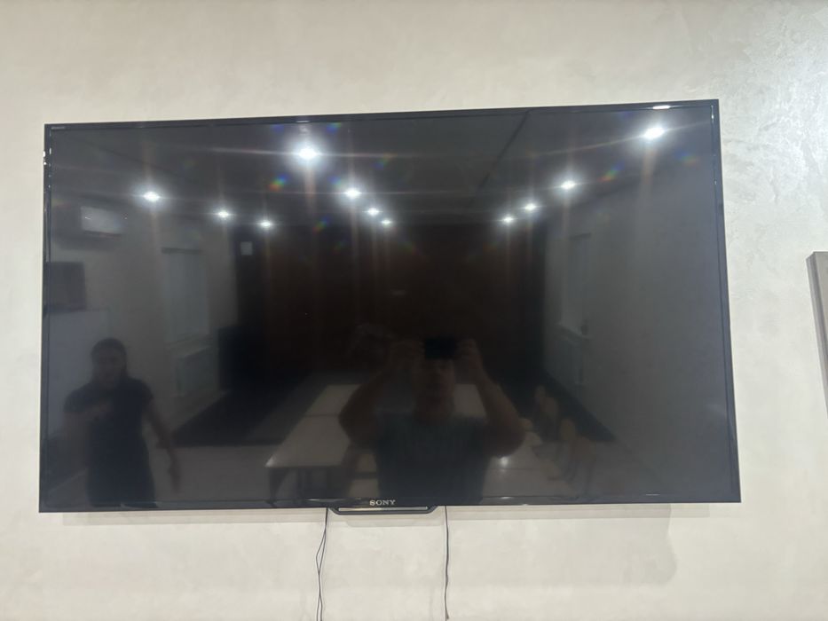 Телевизор SONY smart