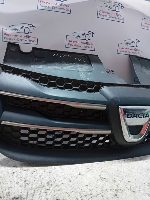 Grila bara fata Dacia Logan Mcv 2015