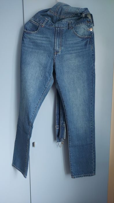 Vând salopeta blugi marimea M