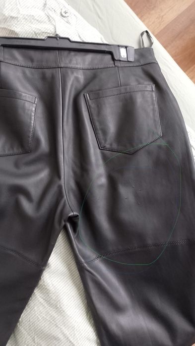 Pantaloni piele Massimo Dutti