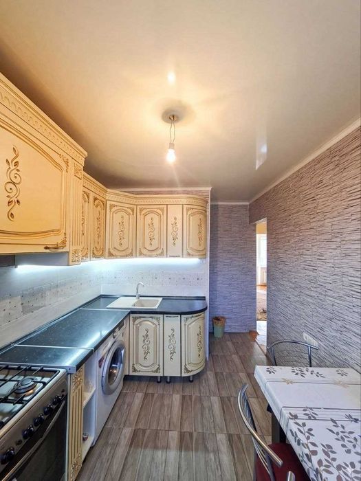 Продам 4х комн кв 11мкр