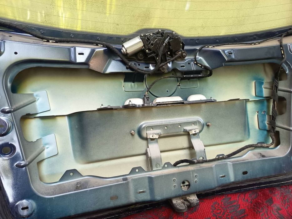 Заден капак за VW Touran