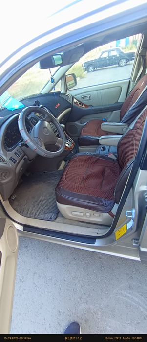 Продам Лексус рх300