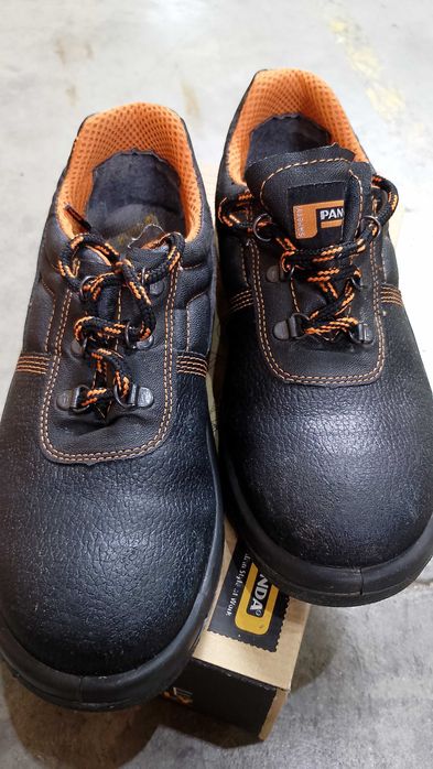 Работни обувки различни