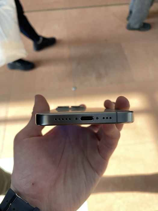 Айфон 15 про в хорошом состоянием