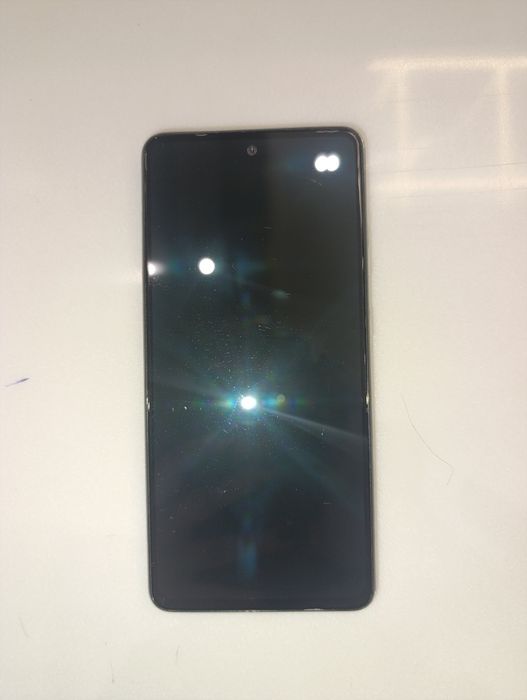 Продаю Samsung A52 б/у
