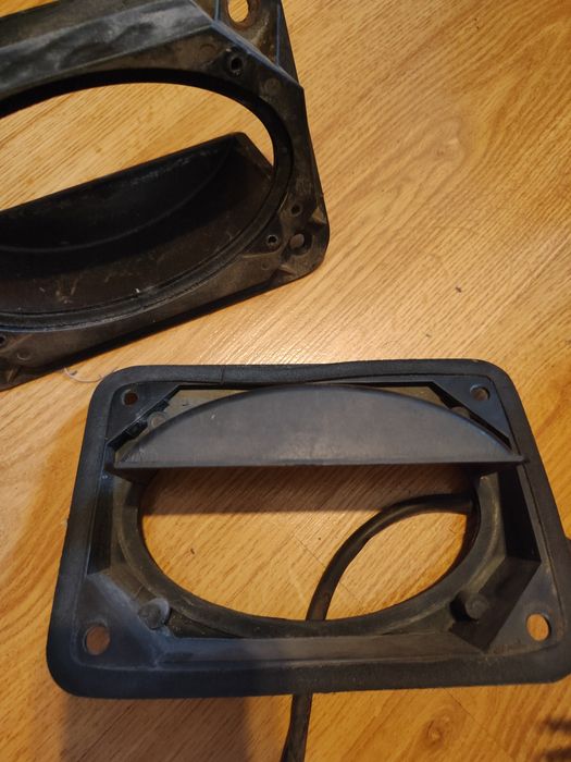 Конзоли за предни говорители Нисан Примера П10